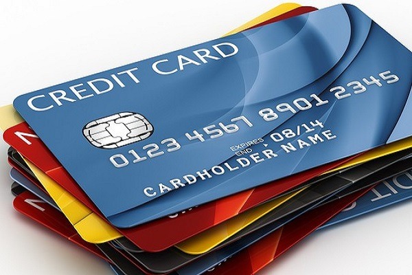 Thẻ tín dụng hạng bạch kim